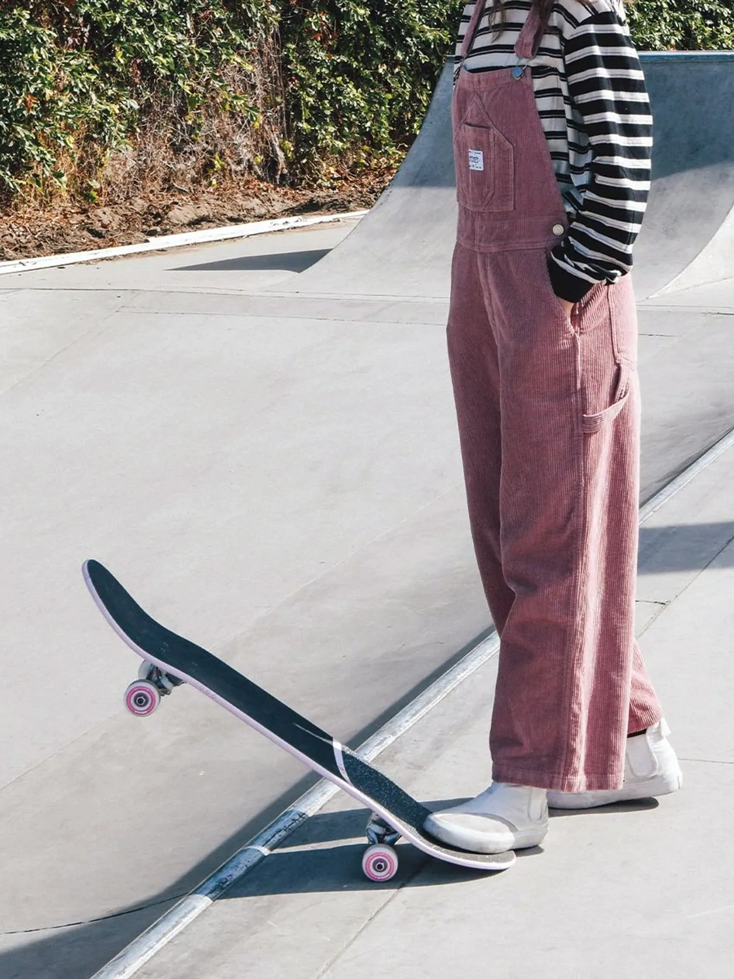 IMPALA COSMOS SKATEBOARD 8.25 - CLEARANCE